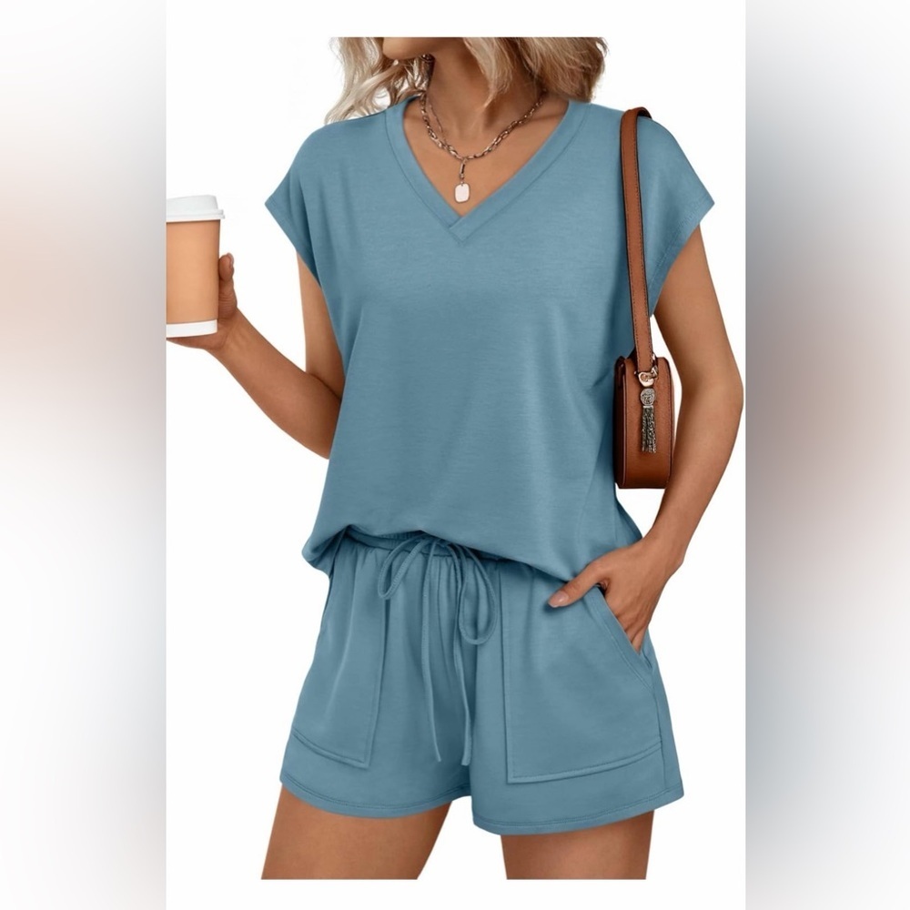🆕Casual V-Neck Drawstring Short Set